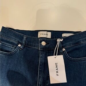 Frame Jeans
Le Slim Palazzo Raw After
in Crossings